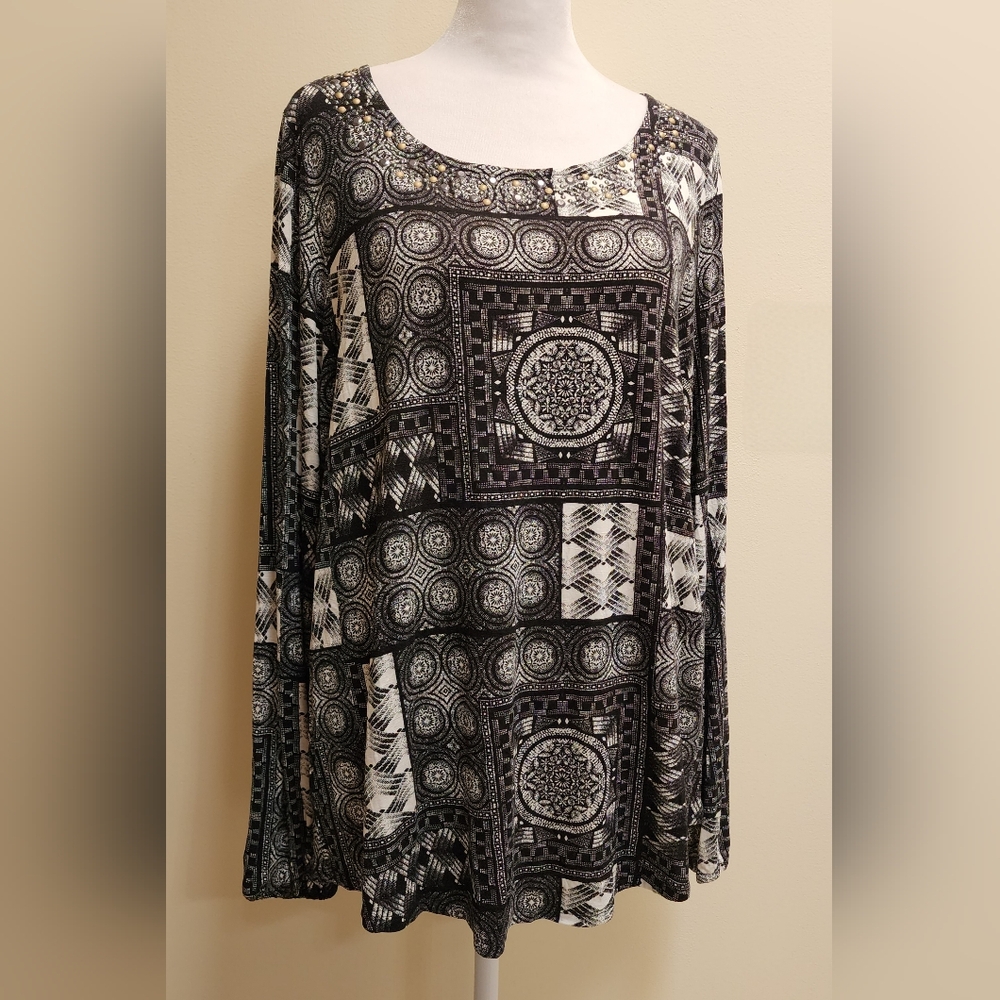 NWT Max Jeans Black and White Paisley Geometric Print Blouse Size L